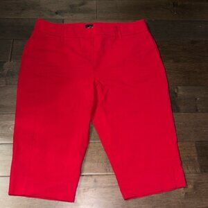 Penningtons savvy fit - red Capri size 24 pull on